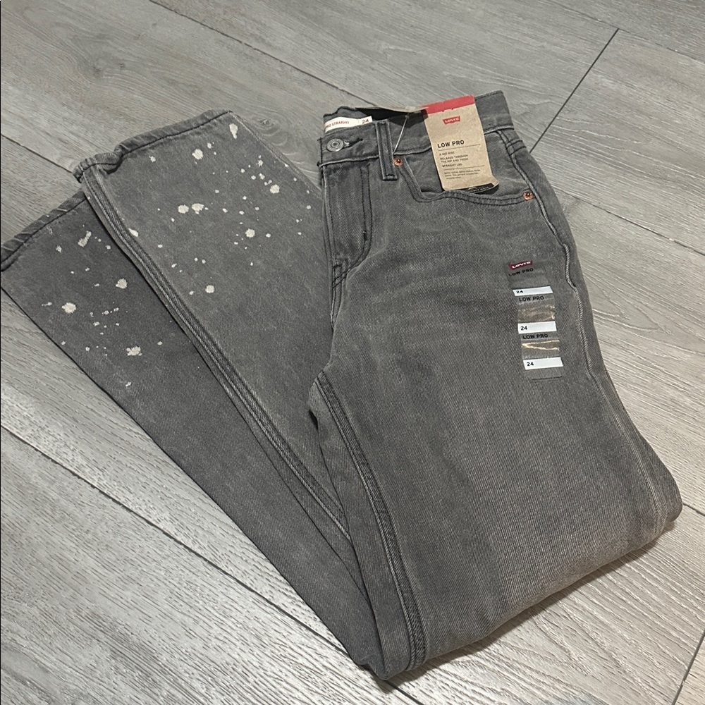 NWT Free People LEVI'S Low Pro Straight Loose Fit Jeans 90's Women's 24